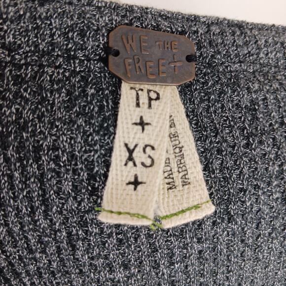 Free People SZ XS Blossom Thermal Patchwork Top Charcoal Gray - Picture 4 of 8